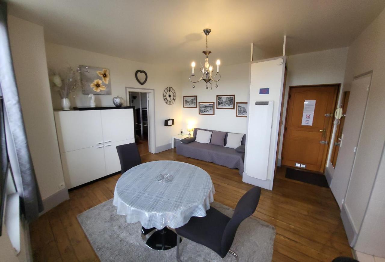 Appartement Le Saint Frobert - Hyper Centre - Bouchon à Troyes Extérieur photo